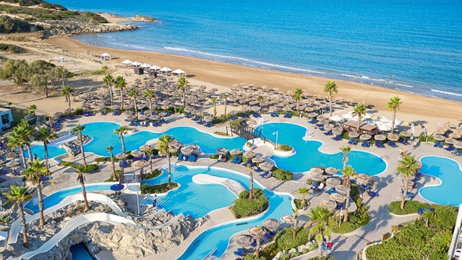 Η Grecotel πεζοπορεί με μήνυμα ζωής για τον καρκίνο του μαστού