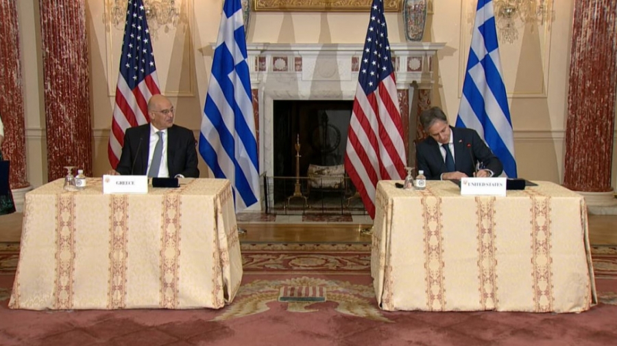 Προσβλητικό δημοσίευμα από Yeni Safak για την αμυντική συμφωνία Ελλάδας και ΗΠΑ: Δένδια, τι ήπιες;