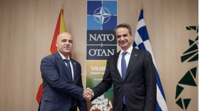 Συνάντηση Μητσοτάκη με τον Πρωθυπουργό των Σκοπίων στο Βίλνιους της Λιθουανίας