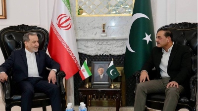 Ισχυρό μήνυμα Araghchi από Πακιστάν: Ναι στο τέλος του πολέμου αλλά με σεβασμό στην εθνική κυριαρχία του Ιράν