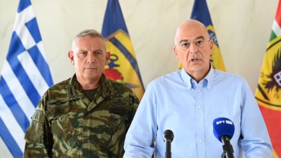 Στην 1η Στρατιά στη Λάρισα ο Δένδιας: Να μην απαξιώνουν τις Ένοπλες Δυνάμεις για λόγους μικρών σκοπιμοτήτων και εντυπωσιασμού