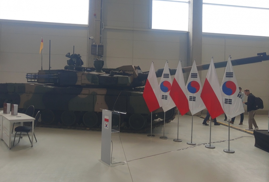 Η Πολωνία θα αγοράσει 180 επιπλέον άρματα μάχης K2 από τη Νότια Κορέα