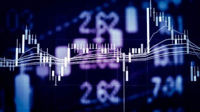 Λίγο μετά το άνοιγμα του ΧΑ – Προς αναζήτηση κατεύθυνσης με το βλέμμα στις 880 μονάδες