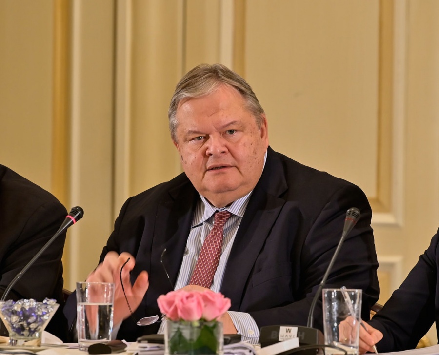 Βενιζέλος: Να αναγκάσουμε την Τουρκία να υπογράψει συνυποσχετικό προσφυγής στη Χάγη