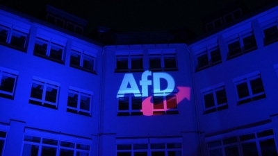 Σάλος στη Γερμανία - Τα κόμματα του κατεστημένου απομάκρυναν εκλεγμένη αντιδήμαρχο του AfD