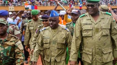 Τα συνδικάτα του Νίγηρα στο πλευρό των πραξικοπηματιών – Καταδικάζουν τις ξένες επεμβάσεις, ζητούν άρση των κυρώσεων