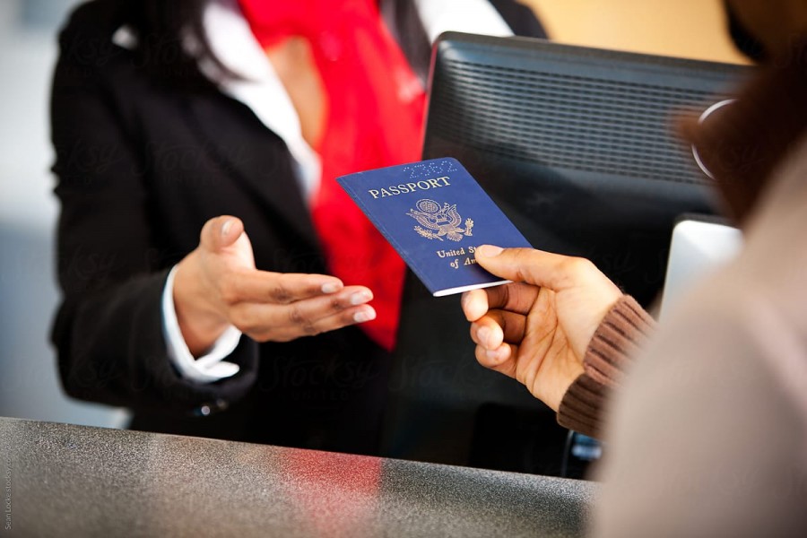 Πως η ελίτ αντιμετωπίζει την πανδημία, αγοράζοντας διαβατήρια