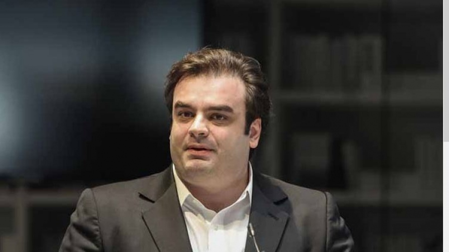 Νέες παρεμβάσεις στη βραχυχρόνια μίσθωση προαναγγέλλει ο Πιερρακάκης - Κάτω από το 140% του ΑΕΠ το δημόσιο χρέος το 2026