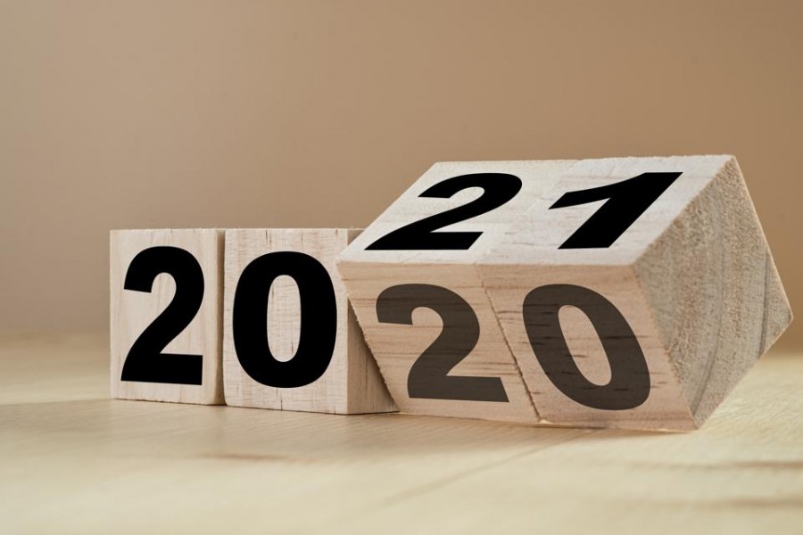 Τι επιφυλάσσει το 2021; - Μέτρια ανάκαμψη στην ελληνική οικονομία και άνοδος στις 1000 μον. για το χρηματιστήριο… λόγω προσδοκιών για το 2022