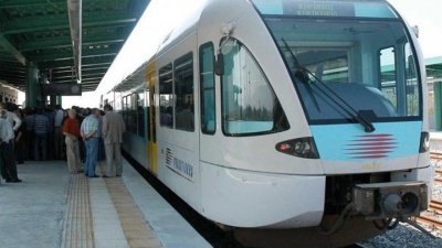 Χωρίς πρωινά δρομολόγια η γραμμή του προαστιακού Αθήνα-Κιάτο, λόγω της πυρκαγιάς στην Κινέτα