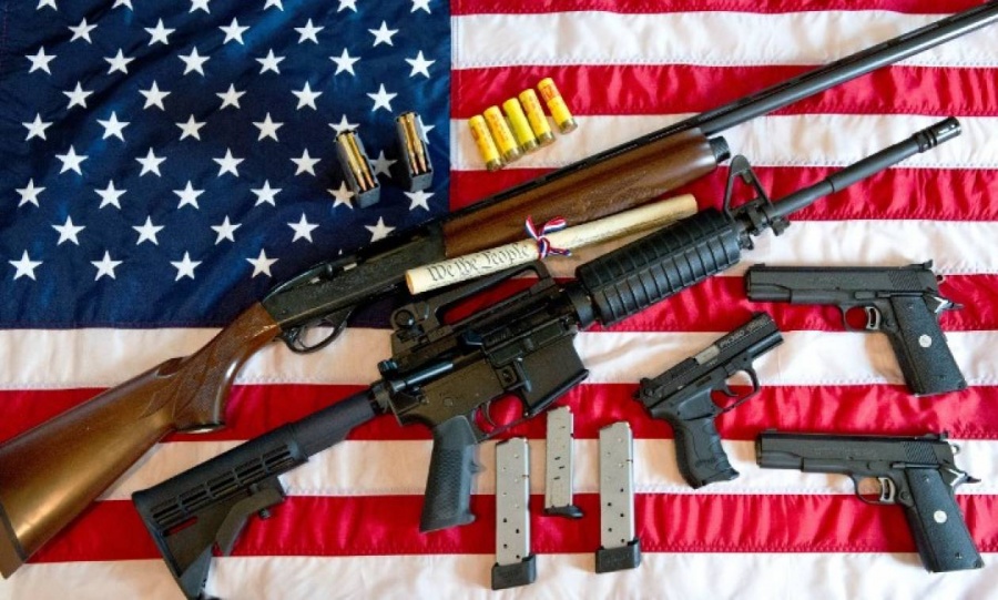 Οι Αμερικανοί στρέφονται στα... όπλα εν μέσω κρίσης κορωνοϊού