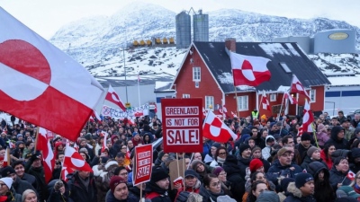 Trump rebuffed by Greenland and Denmark, red alert declared as China warns the USA