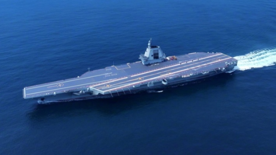 Επίδειξη ισχύος από την Κίνα - Αεροπλανοφόρο περνάει από το Στενό της Ταϊβάν κατά τη διάρκεια ασκήσεων