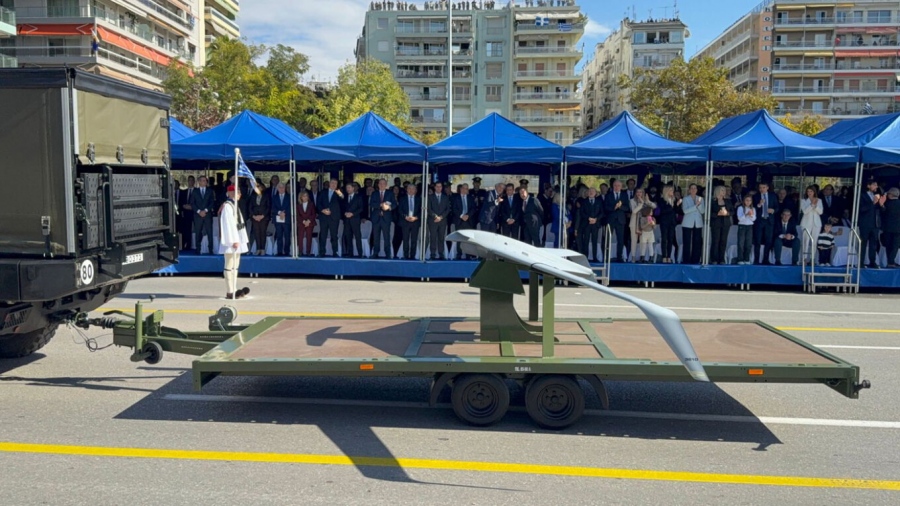 Κόλαση με τα νέα drones του Ελληνικού Στρατού – Οι ικανότητες και τα συστήματα από την παρέλαση της 28ης Οκτωβρίου