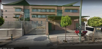 Επίθεση με βαριοπούλες και μπογιές στην πρεσβεία του Καναδά - Καταδικάζει τους βανδαλισμούς η ΝΔ