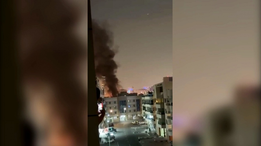 Πυρ και δέος στο Ντουμπάι - Στις φλόγες το αμερικανικό προξενείο μετά από ιρανικό πλήγμα με shahed (vid)