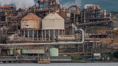 Σημαντικό γερμανικό διυλιστήριο στα πρόθυρα κατάρρευσης λόγω των αμερικανικών κυρώσεων