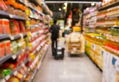 ΙΕΛΚΑ: Νέα αύξηση της απασχόλησης στο λιανεμπόριο τροφίμων το 2022, κύριος πυλώνας τα σουπερμάρκετ