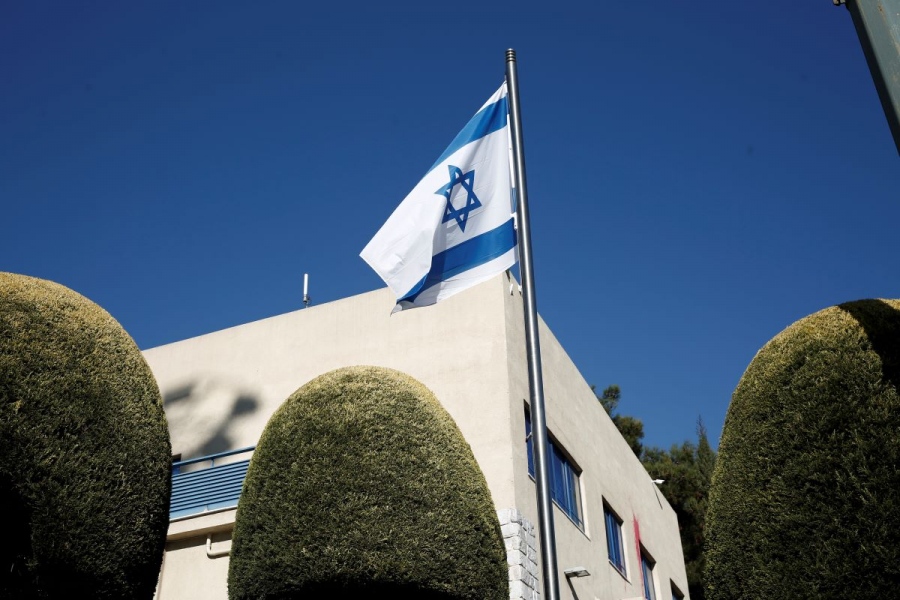 Η πρεσβεία του Ισραήλ στην Αθήνα διαψεύδει πως προσωπικό της έχει εκκενώσει τις κατοικίες του