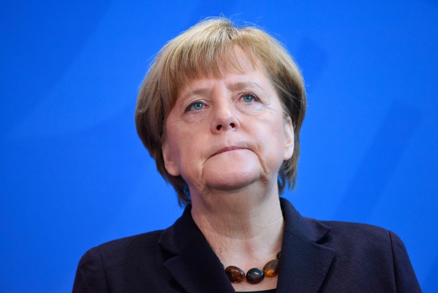 Merkel: Οι δυνάμεις του διχασμού απειλούν την Ευρώπη - Έκκληση για ενότητα