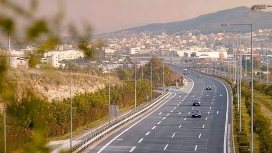 Αττική Οδός: Kαραμπόλα 4 οχημάτων στην έξοδο προς Ελευσίνα - Πού σημειώνονται καθυστερήσεις