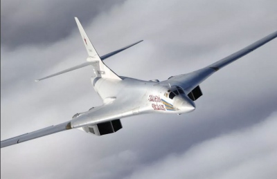 Tu 160M -  Υπερηχητικός Λευκός Κύκνος: Το ρωσικό βομβαρδιστικό που πετά πιο γρήγορα από μαχητικό και... έχει 12 πυραύλους cruise