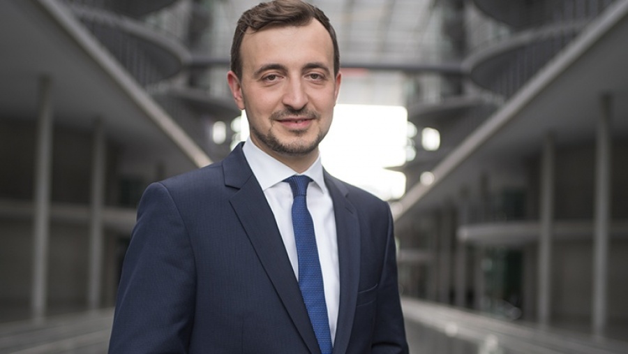 Γερμανία: Ο 33χρονος Paul Ziemiak θα είναι ο νέος Γενικός Γραμματέας του CDU