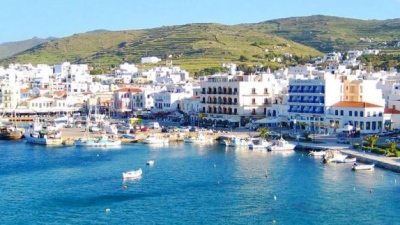 Last-minute κρατήσεις: Η νέα ταξιδιωτική συνήθεια των Ελλήνων