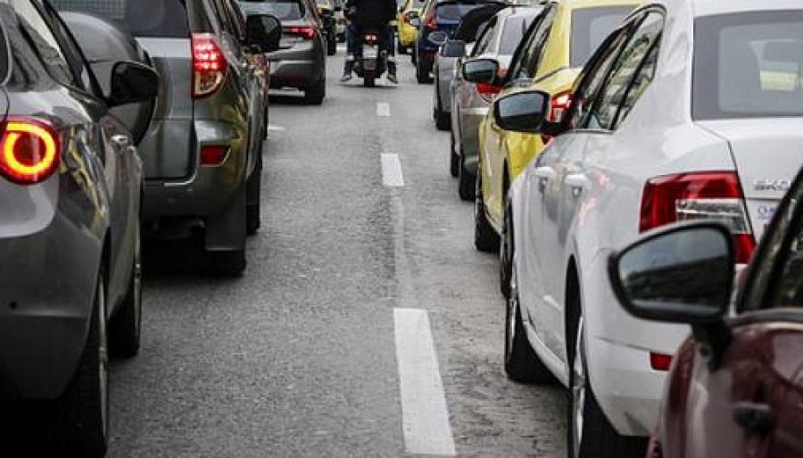 Κορωνοϊός: Αύξηση ορίου επιβατών σε επιβατηγά οχήματα  - Τι ισχύει από τη Δευτέρα 25/1