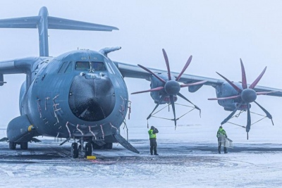 Παραθεριστές με καμουφλάζ - Πώς το Ροβανιέμι γίνεται νόμιμο υπεράκτιο θέρετρο για Αμερικανούς στρατιώτες