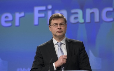 Dombrovskis (EE): Η Ελλάδα δεν έχει δώσει ακόμη τα πορίσματα για τα λογισμικά κυβερνοεπιτήρησης