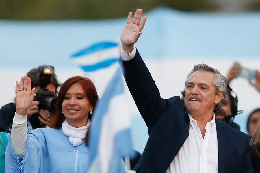 Χωρίς περίοδο χάριτος ανέλαβε την προεδρία ο Fernandez - Πληθωρισμός, ύφεση, χρεός ταλανίζουν την Αργεντινή