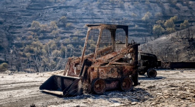 Αυτοψίες για καταγραφή ζημιών από τις πυρκαγιές σε Χίο και Ζάκυνθο