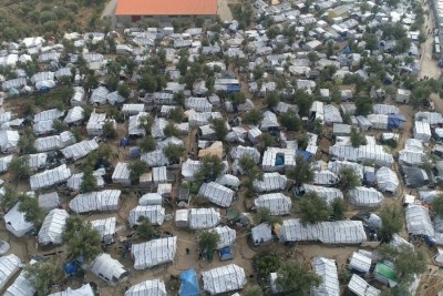 Κορωνοϊός: Ακόμη δύο μετανάστες βρέθηκαν θετικοί στο ΚΥΤ της Μόριας