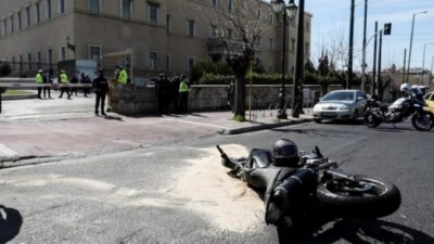 Γιατί δεν συνελήφθη ο αστυνομικός της Μπακογιάννη, που ενεπλάκη στο τροχαίο