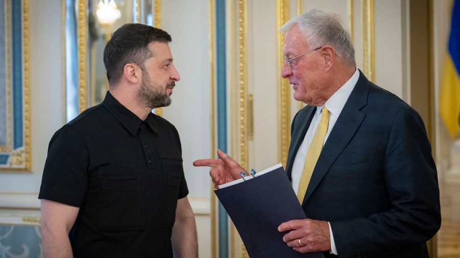 O Zelensky ενημερώνει εσπευσμένα τις ΗΠΑ για την κατάσταση στα πολεμικά μέτωπα - Δρομολογούνται οι προμήθειες όπλων στην Ουκρανία