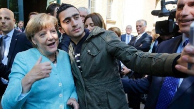 Ένωση Γερμανών Εργοδοτών: Η Merkel είχε δίκιο στο μεταναστευτικό - Η Γερμανία αφομοιώνει τους πρόσφυγες