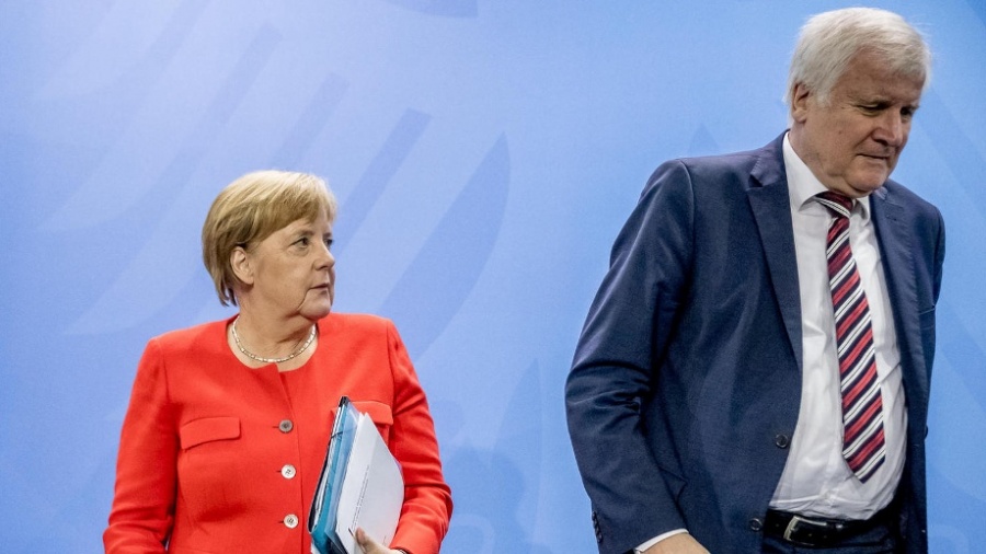 Γερμανικός Τύπος για Βαυαρία: CSU και SPD οι μεγάλοι χαμένοι - Έρχεται το τέλος της Merkel;
