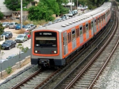 Νεκρός ο άνδρας που έπεσε στις γραμμές του Ηλεκτρικού στον Άγιο Νικόλαο