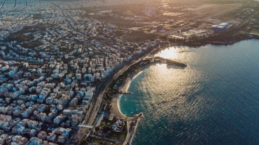 Παραλιακό μέτωπο - Οκτώ Δήμαρχοι της Αττικής λένε «Όχι»: Αντισυνταγματική η παραχώρηση των καταστημάτων εστίασης στο Υπουργείο Τουρισμού