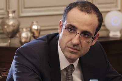 Έκλεψε τις εντυπώσεις στα γενέθλια της ΝΔ ο «Ψηλός»