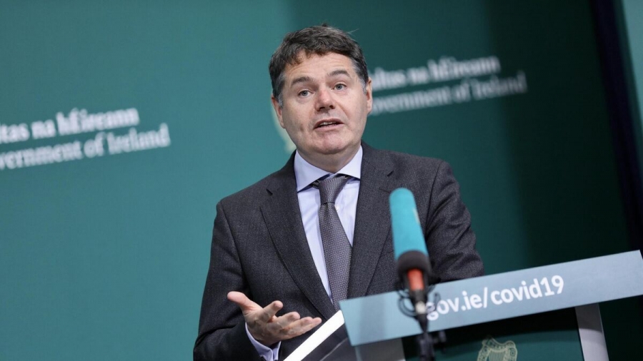 Donohoe (Eurogroup): Πρώτα η ανάκαμψη της οικονομίας και μετά η μείωση του χρέους