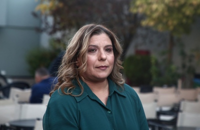 Η «γαλάζια» Μαρία ασχολείται με την εκλογική της περιφέρεια και όχι με το τι κάνει η Αγαπηδάκη