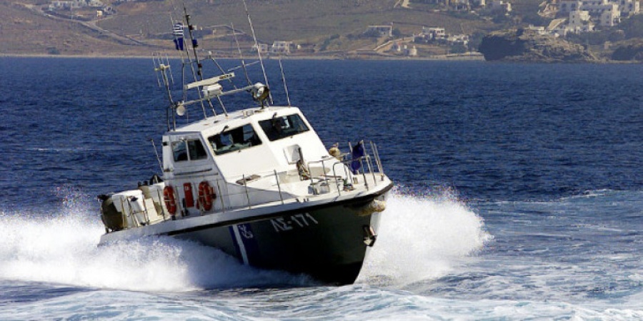 Εντοπίστηκαν και διασώθηκαν 77 μετανάστες ανοιχτά της Πύλου