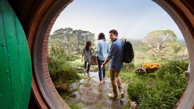 Ποιος προορισμός μειώνει το τουριστικό τέλος για να προσελκύσει περισσότερους ταξιδιώτες