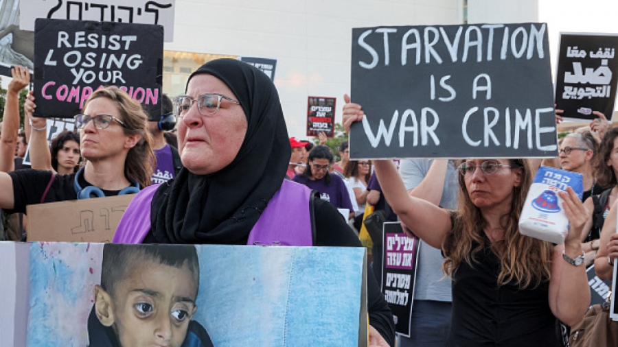 Περισσότερες από 100 ΜΚΟ προειδοποιούν για μαζικούς θανάτους παιδιών από την πείνα στη Γάζα