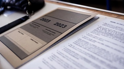 Πανελλήνιες: Πως οι γονείς μπορούν να στηρίξουν τα παιδιά που δίνουν εξετάσεις;