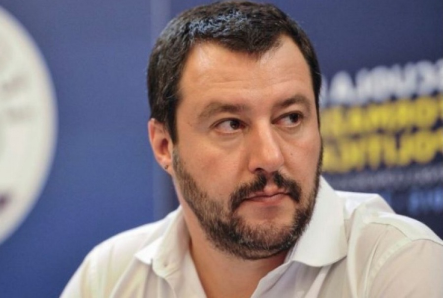 Ιταλία: Οι δήμαρχοι Νάπολης και Παλέρμο αψηφούν τον νόμο της κυβέρνησης για το άσυλο