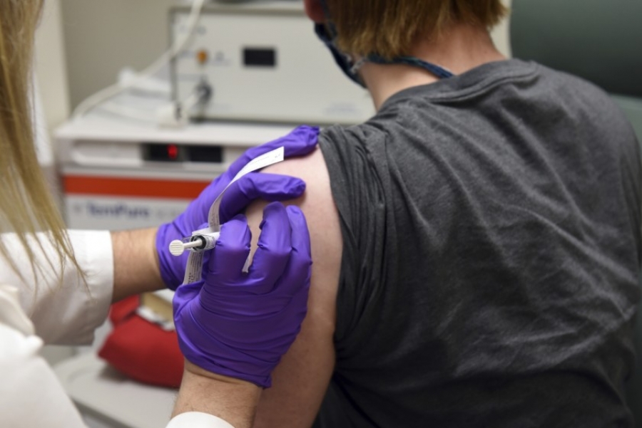 Covid: Πάνω από 20 εκατ. εμβολιασμένοι στη Μεγάλη Βρετανία