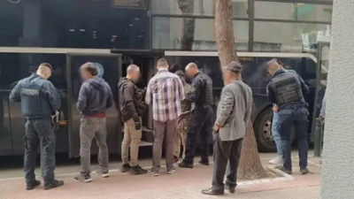 Κυψέλη: Επιχείρηση «σκούπα» στην ευρύτερη περιοχή - Μπαράζ ελέγχων